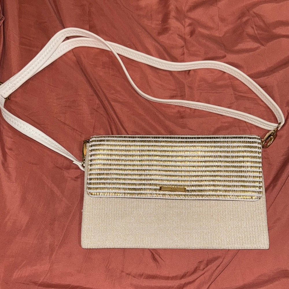 Stella & Dot Cream and Gold Crossbody Bag